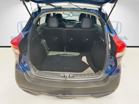 Used 2019 Nissan Kicks SR w/ SR Premium Package image 25