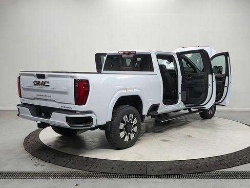 New 2026 GMC Sierra 2500 Denali w/ Denali Reserve Package AWD/4WD image 15