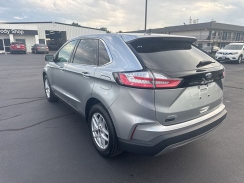 Used 2024 Ford Edge SEL image 6