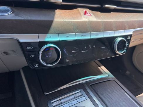 Used 2022 Genesis G80 2.5T w/ Prestige Package image 34