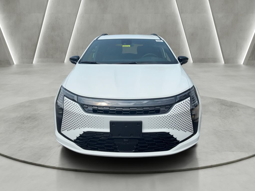 New 2027 Chrysler Pacifica Select AWD/4WD image 2