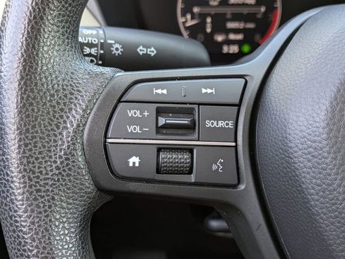 Certified 2024 Honda HR-V LX image 28