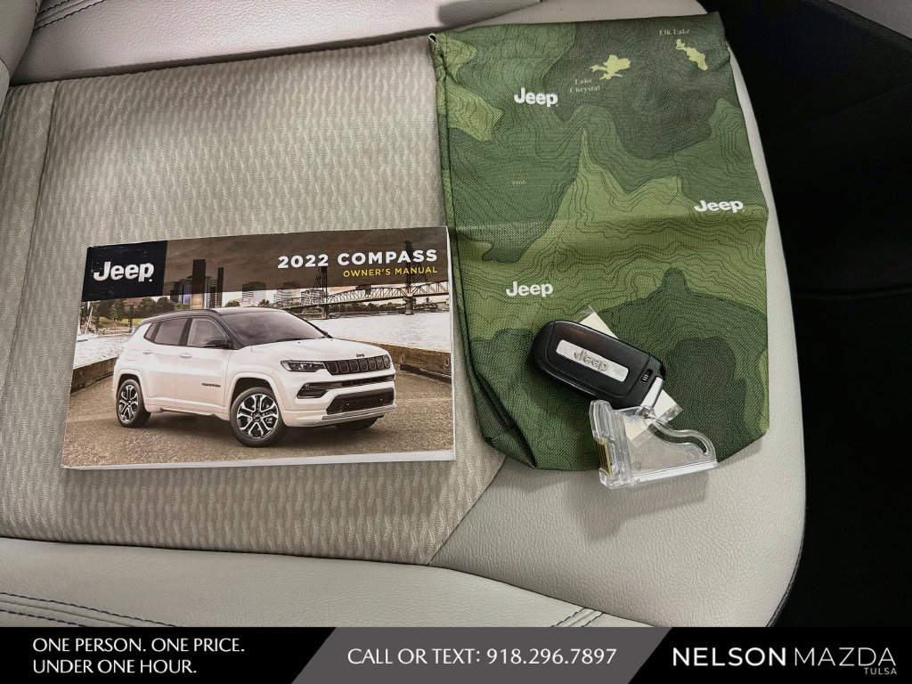 Used 2022 Jeep Compass Latitude w/ Sun and Sound Group AWD/4WD image 50