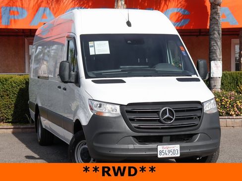 Used 2020 Mercedes-Benz Sprinter 3500 w/ Driver Convenience Package image 2