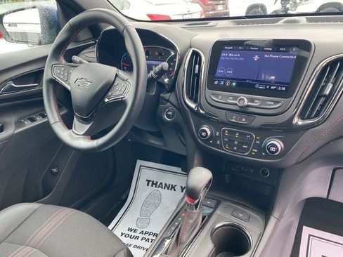 Used 2023 Chevrolet Equinox RS image 25