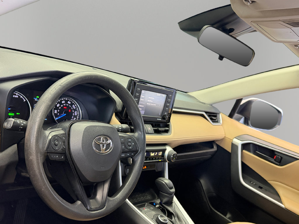 Used 2020 Toyota RAV4 LE AWD/4WD image 15
