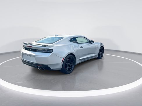Used 2018 Chevrolet Camaro SS w/ Redline Edition RWD image 9