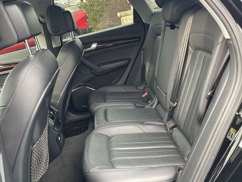 Used 2018 Audi Q5 2.0T Premium Plus w/ Premium Plus Package image 16