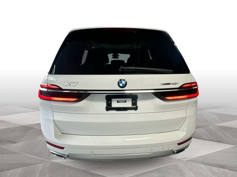 Used 2024 BMW X7 xDrive40i w/ Premium Package AWD/4WD image 7