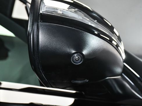 Used 2024 Mercedes-Benz GLE 450 4MATIC image 74