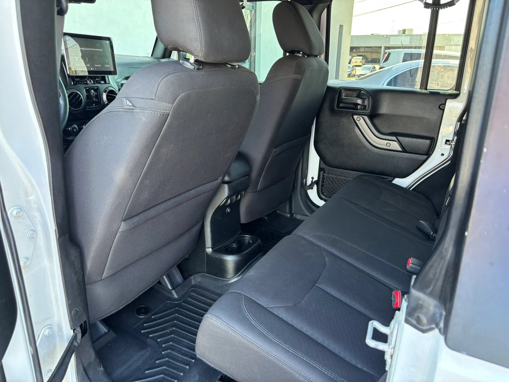 Used 2018 Jeep Wrangler Unlimited Sport S AWD/4WD image 40