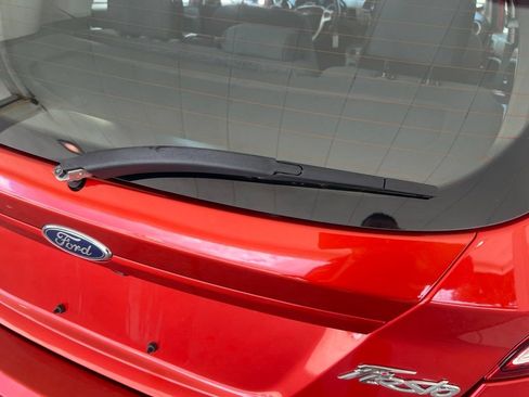 Used 2019 Ford Fiesta SE FWD image 33