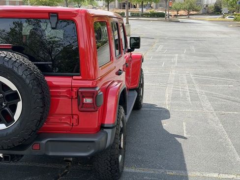 Used 2020 Jeep Wrangler Unlimited Rubicon AWD/4WD image 13