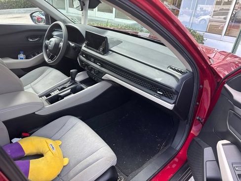 Used 2025 Honda Accord SE image 13