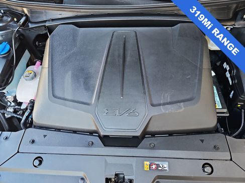 Used 2025 Kia EV6 Light w/ Light LR Technology Package RWD image 13