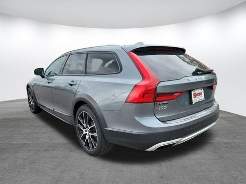 Used 2020 Volvo V90 T6 Cross Country AWD/4WD image 30