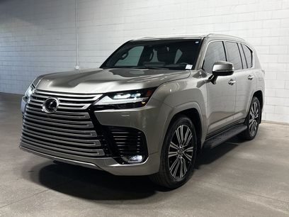 Used 2022 Lexus LX 600 4WD w/ Accessory Package (Z1)