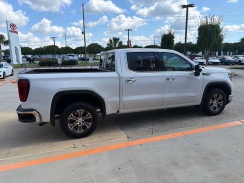 Used 2025 GMC Sierra 1500 SLT RWD image 15