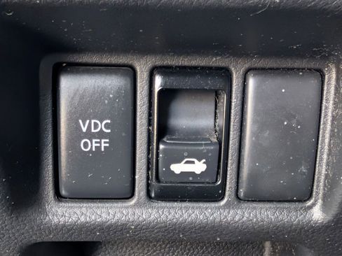 Used 2009 INFINITI G37 Journey w/ Premium Pkg image 36