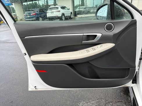 Used 2023 Hyundai Sonata SEL FWD image 11