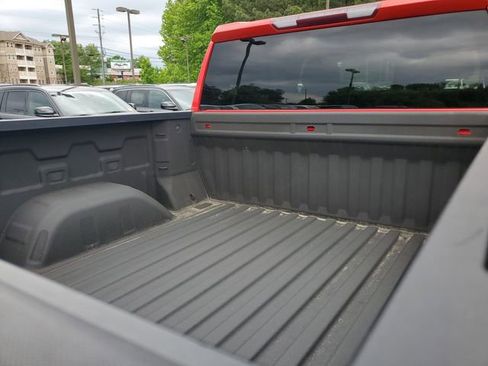 Used 2019 Chevrolet Silverado 1500 Custom Trail Boss w/ Custom Convenience Package AWD/4WD image 12
