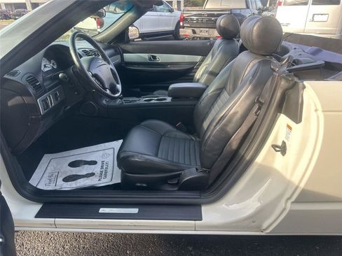 Used 2003 Ford Thunderbird RWD image 14