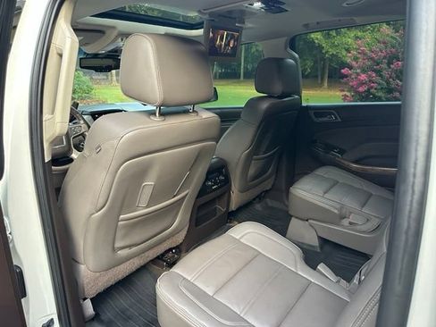 Used 2015 GMC Yukon XL Denali w/ Premium Package RWD image 14