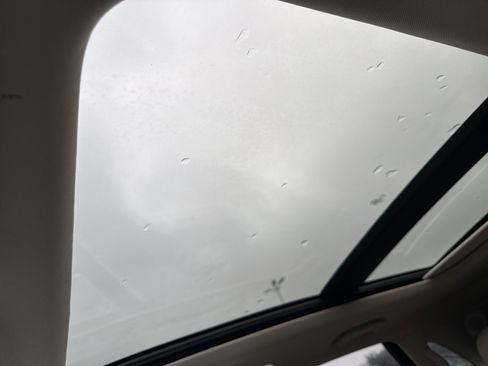 Used 2020 Ford Edge Titanium image 30