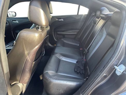 Used 2019 Dodge Charger SXT w/ Leather Interior Group image 11