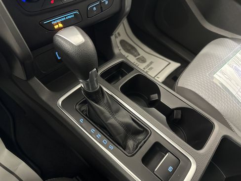 Used 2017 Ford Escape SE w/ Equipment Group 201A image 20