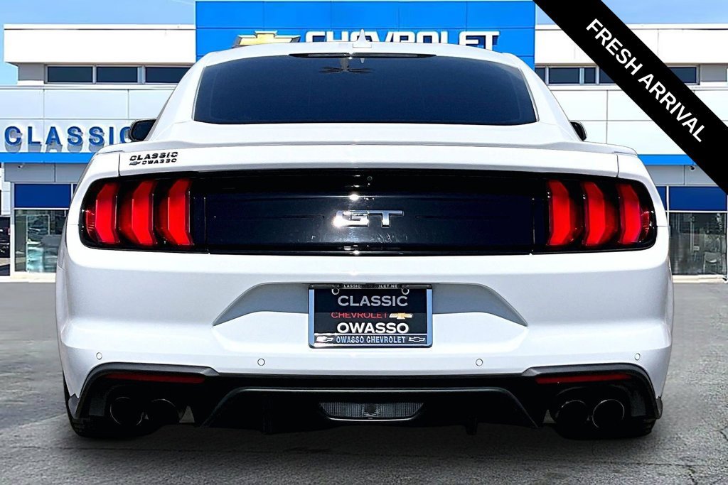 Used 2021 Ford Mustang GT Premium RWD image 4