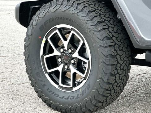 New 2026 Jeep Wrangler Unlimited Rubicon AWD/4WD image 11