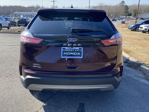 Used 2024 Ford Edge SEL image 4