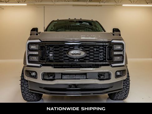 Used 2026 Ford F450 Platinum AWD/4WD image 4