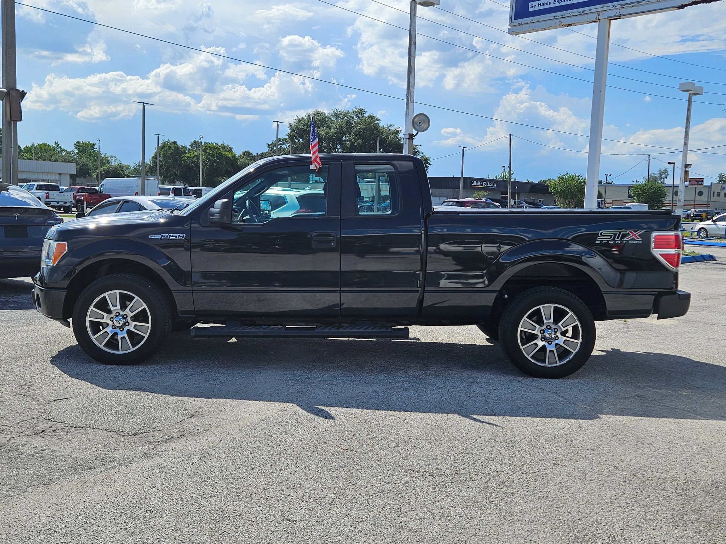 Used 2014 Ford F150 STX w/ Equipment Group 201A Mid AWD/4WD image 4