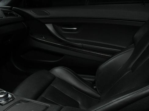 Used 2013 BMW M6 Coupe image 25