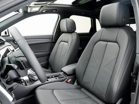 New 2025 Audi Q3 2.0T Premium image 8