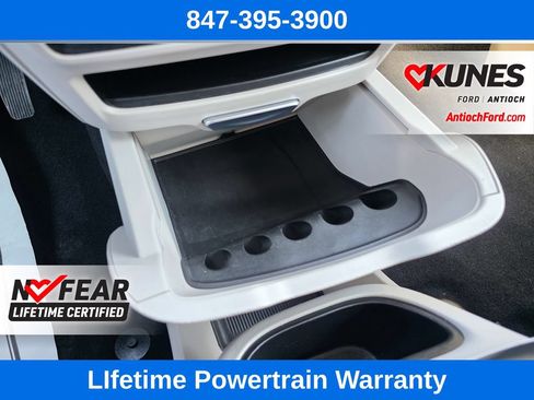 Used 2024 Chrysler Pacifica Touring-L FWD image 61