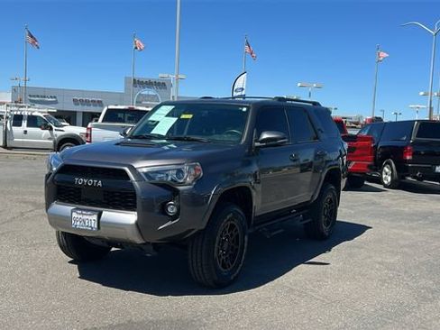 Used 2021 Toyota 4Runner TRD Off-Road Premium w/ Moonroof Package AWD/4WD image 8