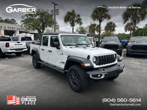 New 2026 Jeep Gladiator Sport AWD/4WD image 1