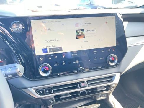 Used 2025 Lexus RX 350 w/ Convenience Package image 10