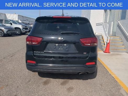 Used 2019 Kia Sorento L FWD image 6