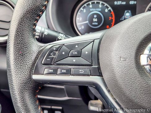 Used 2020 Nissan Kicks SR w/ SR Premium Package FWD image 14