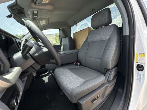 New 2025 Ford F350 XLT w/ FX4 Off-Road Package image 19