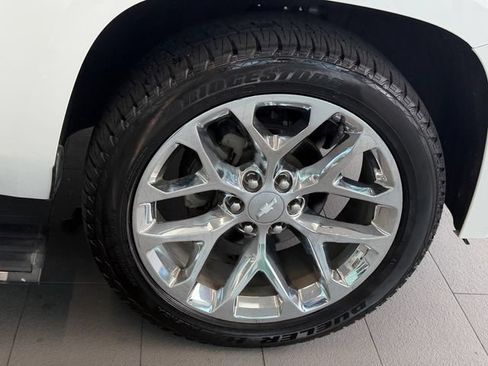Used 2018 Chevrolet Suburban Premier AWD/4WD image 20