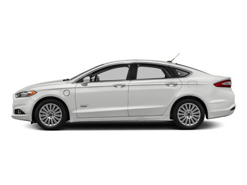 Used 2016 Ford Fusion Energi Titanium FWD image 3