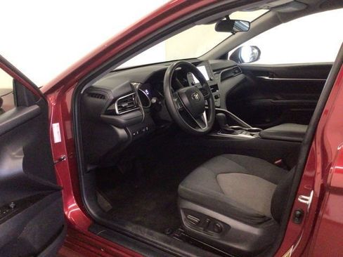 Used 2022 Toyota Camry LE AWD/4WD image 14