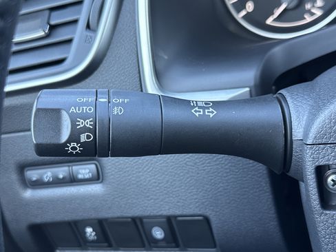 Used 2024 Nissan Murano SV image 15