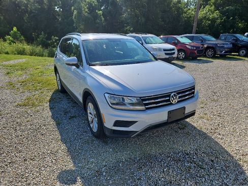 Used 2018 Volkswagen Tiguan S AWD/4WD image 3