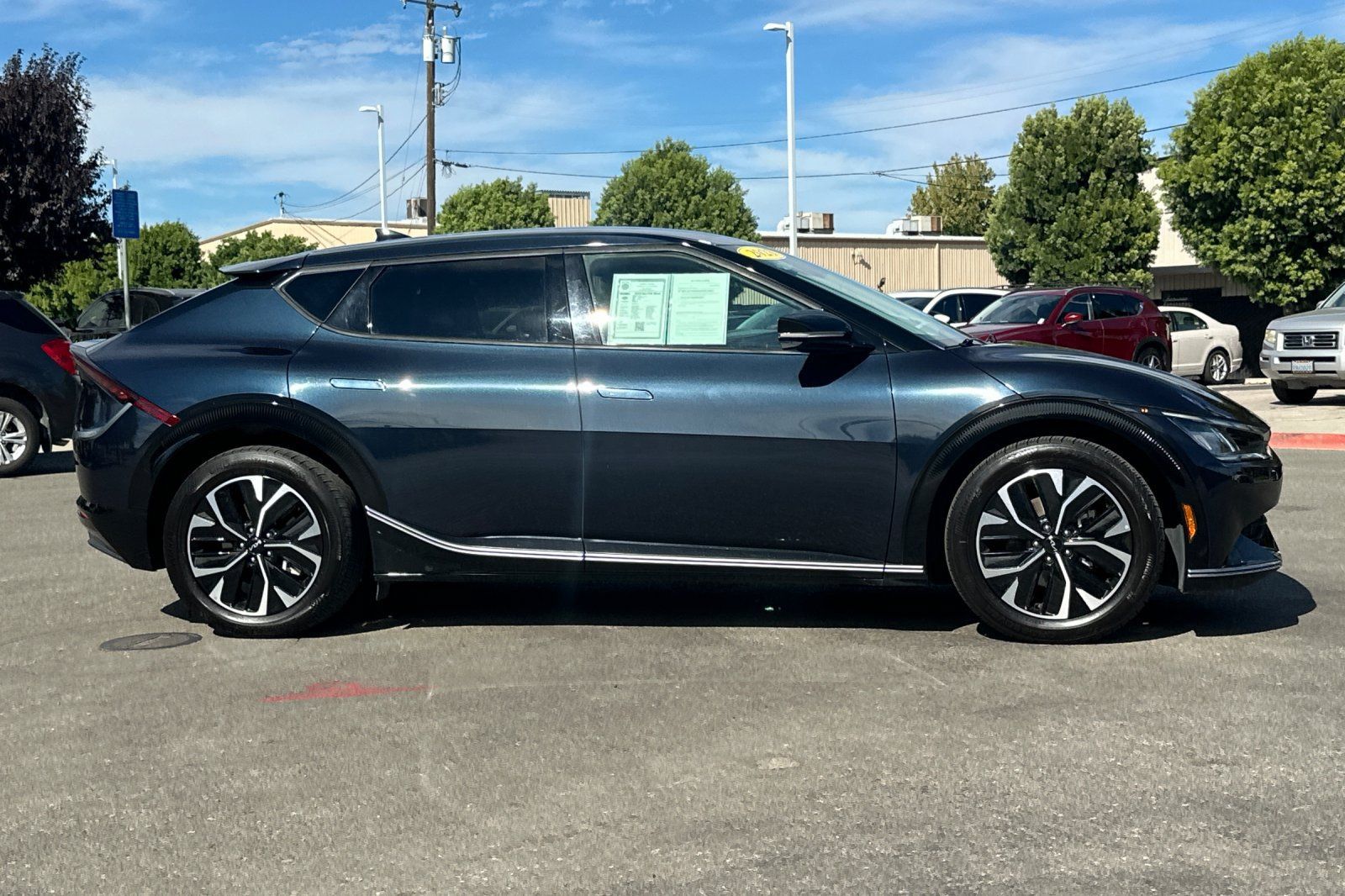 Used 2023 Kia EV6 Wind RWD image 3